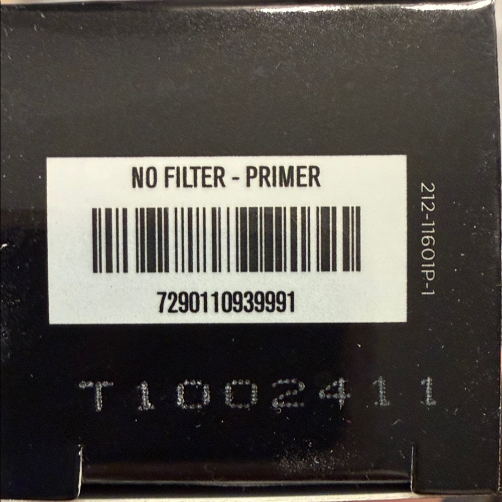 IL MAKIAGE No Filter Poreless Base in Black Packaging - Picture 2 of 3